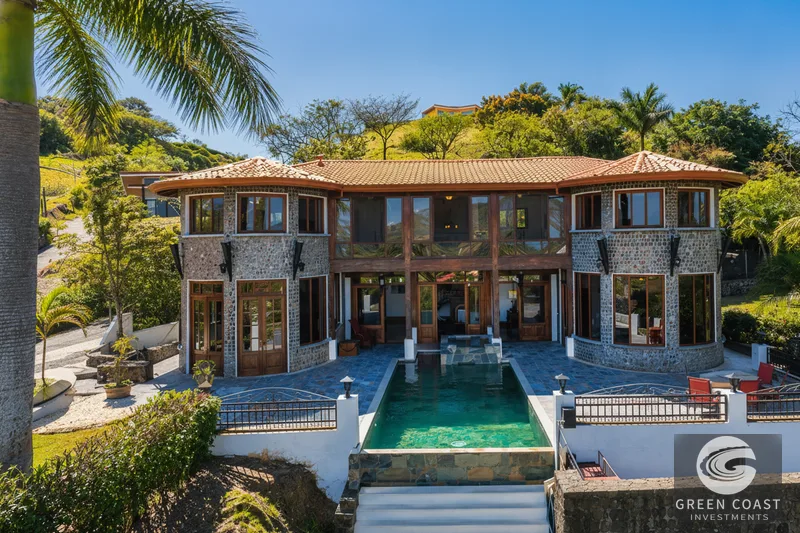 5-Bed Castle-Style Luxury Estate with Infinity Pool and Panoramic Views in Atenas Gated Community — view 1, Atenas, Costa Rica
