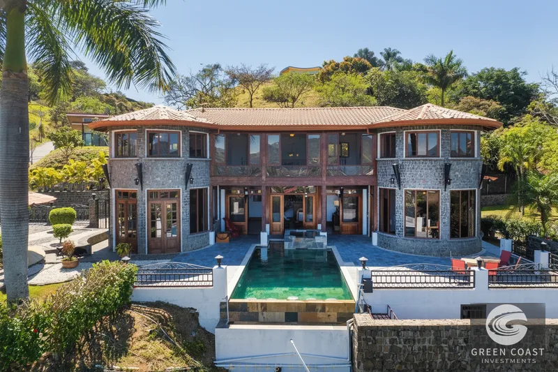5-Bed Castle-Style Luxury Estate with Infinity Pool and Panoramic Views in Atenas Gated Community — view 2, Atenas, Costa Rica