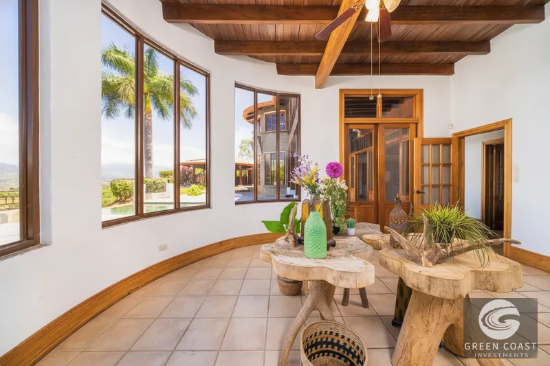 5-Bed Castle-Style Luxury Estate with Infinity Pool and Panoramic Views in Atenas Gated Community — view 11, Atenas, Costa Rica