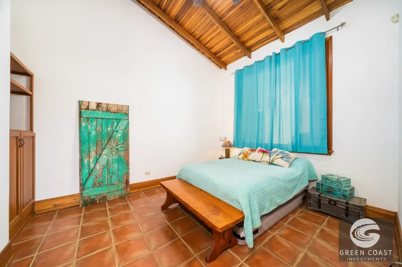 5-Bed Castle-Style Luxury Estate with Infinity Pool and Panoramic Views in Atenas Gated Community — view 14, Atenas, Costa Rica