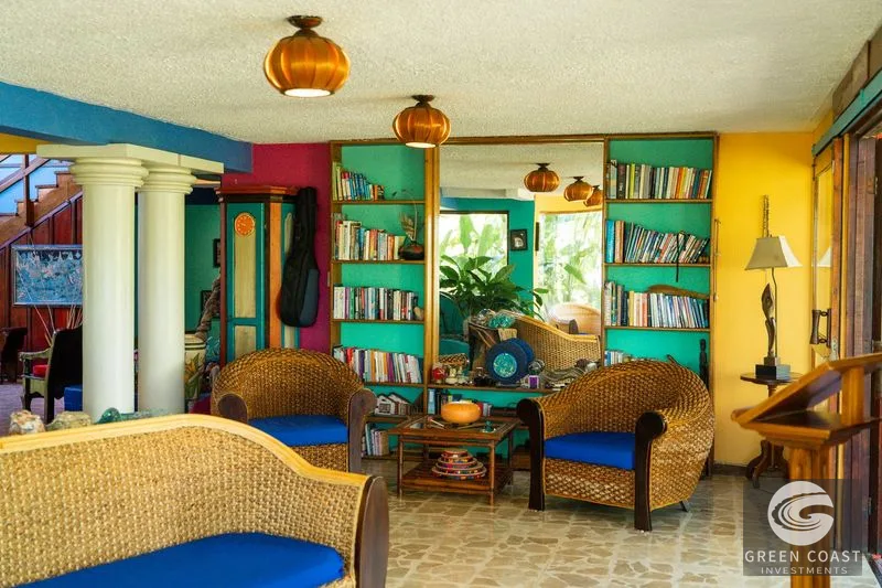 13-Bed Atenas Luxury Retreat: 4.3-Acre Tropical Estate with Pool & Mountain Views — view 4, Santa Eulalia, Atenas, Costa Rica