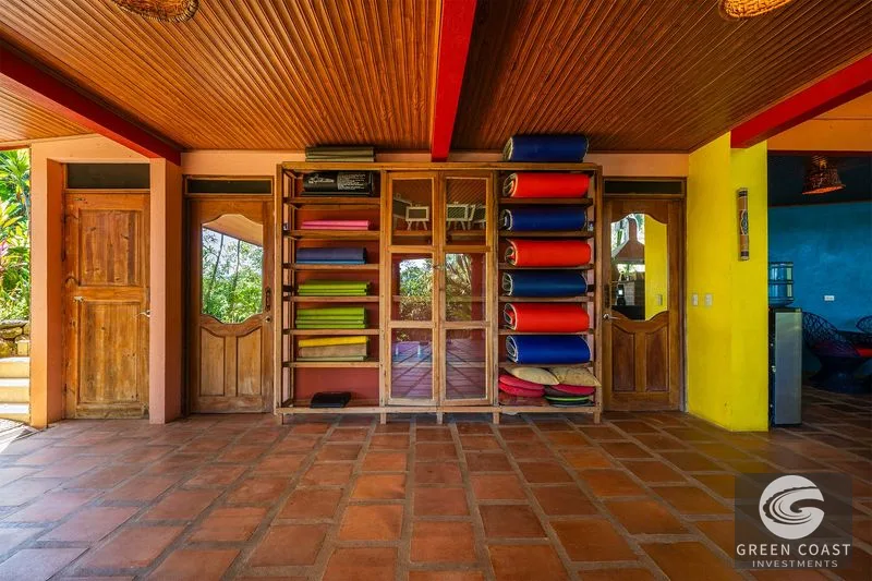 13-Bed Atenas Luxury Retreat: 4.3-Acre Tropical Estate with Pool & Mountain Views — view 40, Santa Eulalia, Atenas, Costa Rica