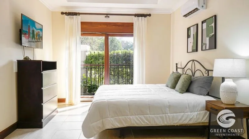 Jaco South End Condo: 2-Bed Oasis with Private Jungle Path to Beach — view 9, Jacó, Costa Rica
