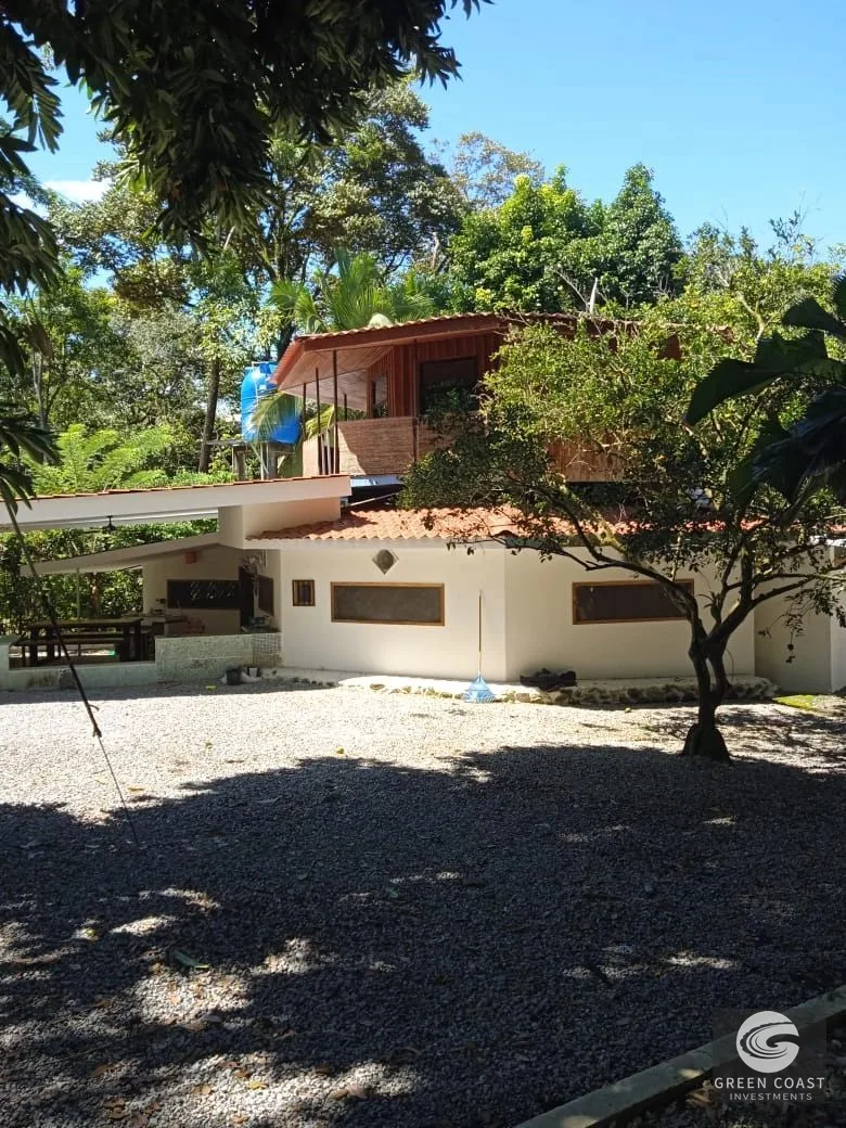 Titled Beachside Villa in Pavones | Rare 1,000 m² Coastal Estate near Surf — view 5, Pavones, Costa Rica