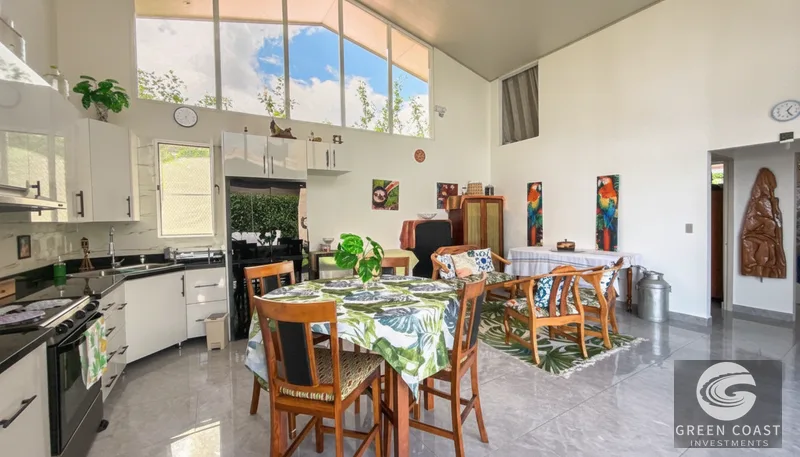 Modern 3-BR Jaco Beach Villa with Pool in Secure Gated Community — view 5, Jacó, Costa Rica