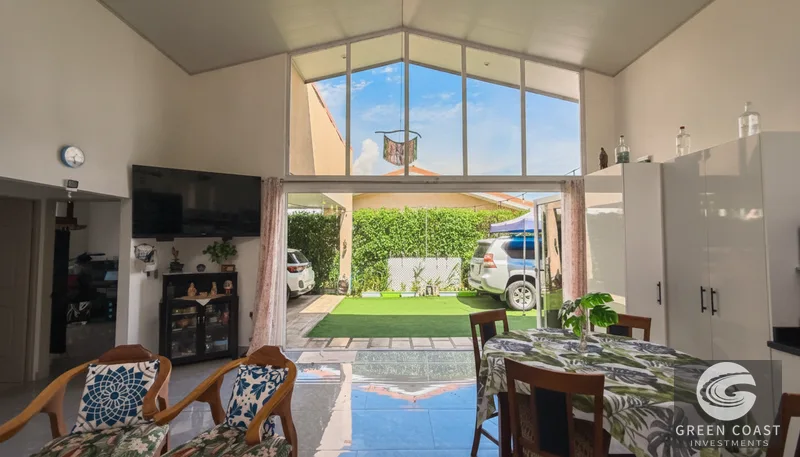 Modern 3-BR Jaco Beach Villa with Pool in Secure Gated Community — view 9, Jacó, Costa Rica