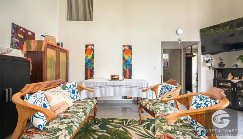 Modern 3-BR Jaco Beach Villa with Pool in Secure Gated Community — view 10, Jacó, Costa Rica