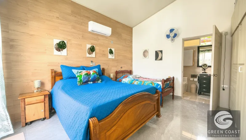 Modern 3-BR Jaco Beach Villa with Pool in Secure Gated Community — view 11, Jacó, Costa Rica
