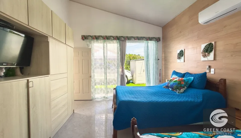 Modern 3-BR Jaco Beach Villa with Pool in Secure Gated Community — view 12, Jacó, Costa Rica