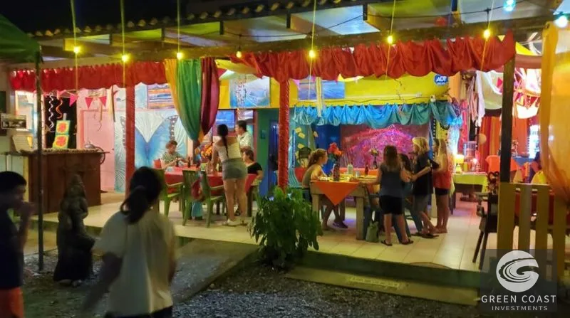 Oceanfront Restaurant & Rental Cabins in Pavones | Prime Beachfront Investment — view 1, San José, Costa Rica