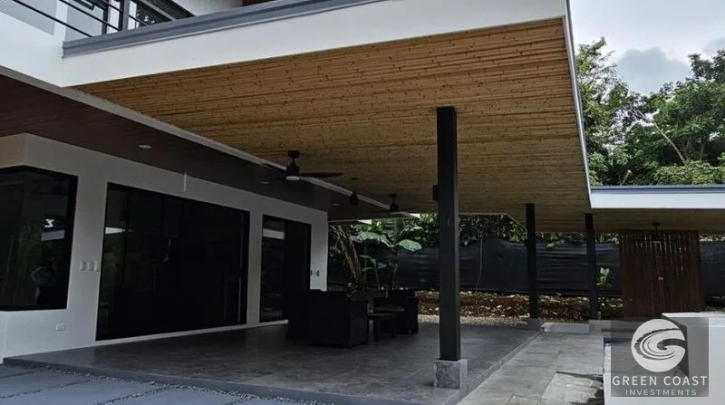 Luxury 4BR Pavones Surf Villa: Walk to the Point, Private Pool & Starlink — view 14, San José, Costa Rica