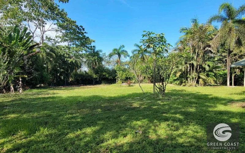 Pavones Surf-Side Lot: 1,410m² Glamping & Container Retreat Near the Beach — view 13, Pavones, Golfito, Costa Rica