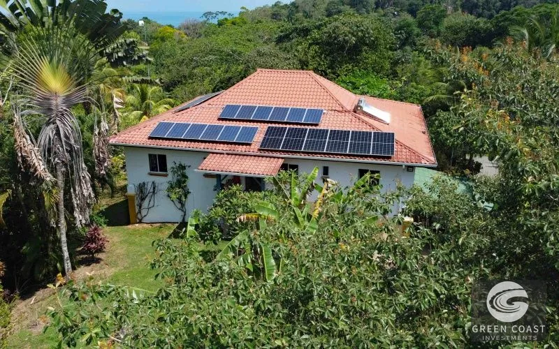Off-Grid Ocean-View Estate: 4 Luxury Homes, Private Waterfall & Solar Power in Pavones — view 4, San José, Costa Rica