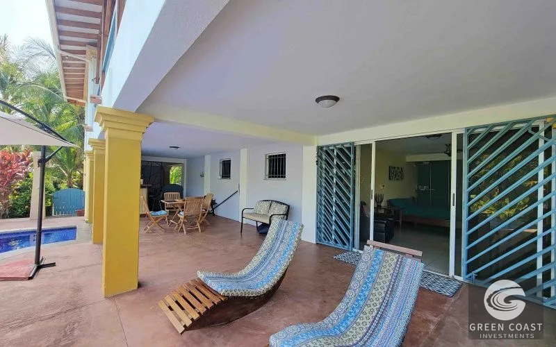 Off-Grid Ocean-View Estate: 4 Luxury Homes, Private Waterfall & Solar Power in Pavones — view 18, San José, Costa Rica