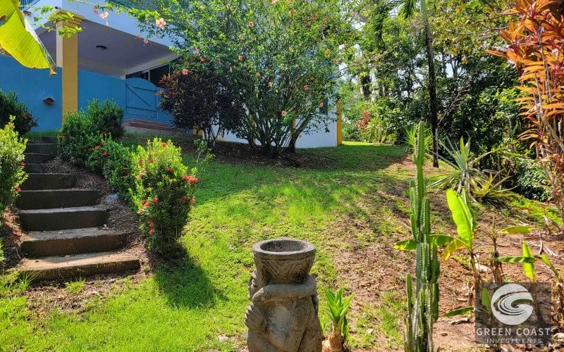 Off-Grid Ocean-View Estate: 4 Luxury Homes, Private Waterfall & Solar Power in Pavones — view 38, San José, Costa Rica