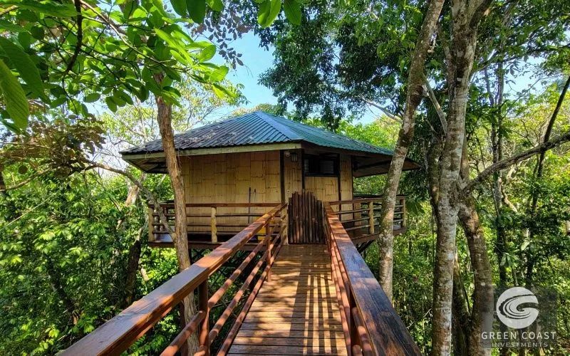 Off-Grid Ocean-View Estate: 4 Luxury Homes, Private Waterfall & Solar Power in Pavones — view 48, San José, Costa Rica