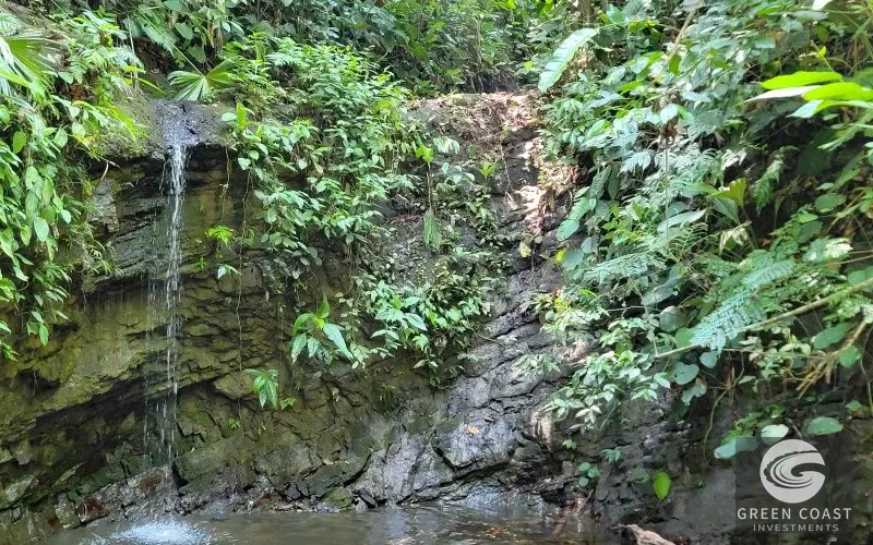 Off-Grid Ocean-View Estate: 4 Luxury Homes, Private Waterfall & Solar Power in Pavones — view 58, San José, Costa Rica