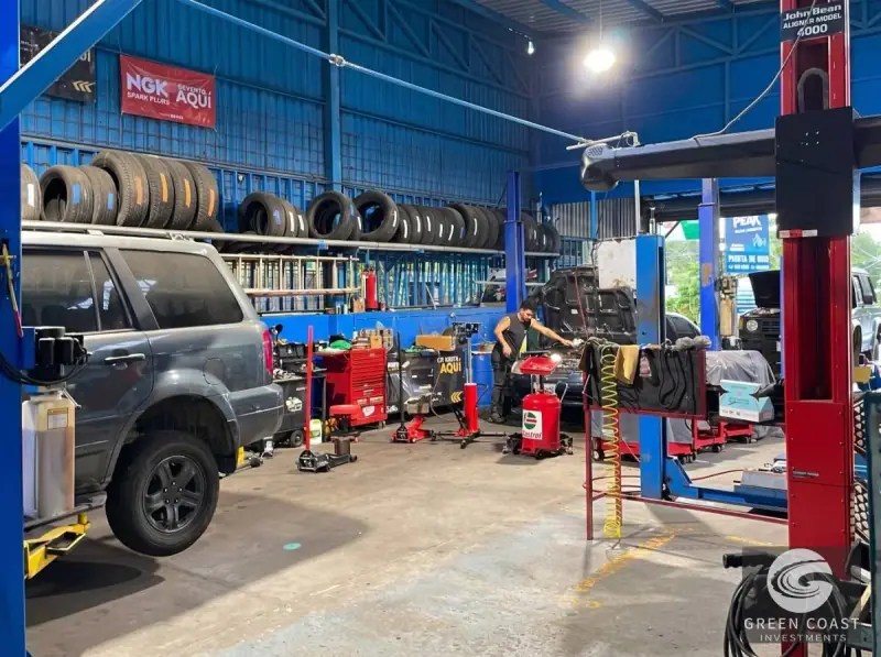 Turnkey Auto Shop & 3-BR Home: High-Yield Investment in Herradura — view 3, Herradura, Garabito, Costa Rica
