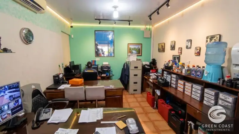 Turnkey Auto Shop & 3-BR Home: High-Yield Investment in Herradura — view 10, Herradura, Garabito, Costa Rica
