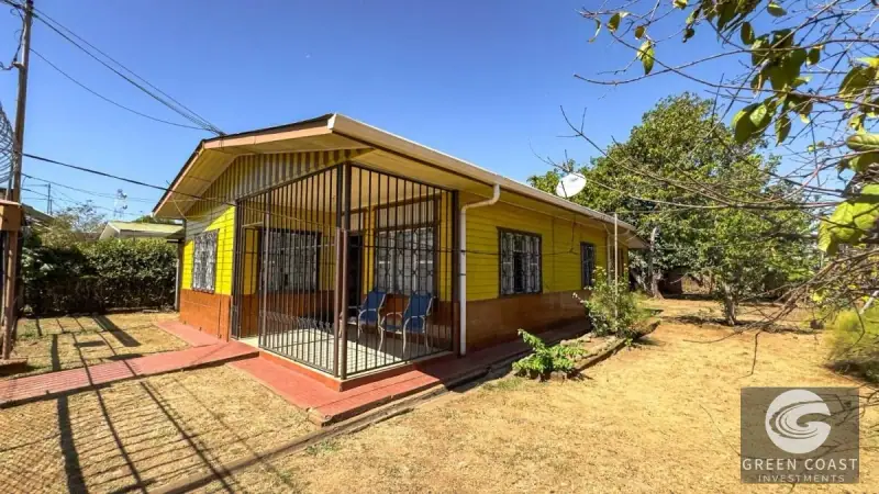 Esparza Investment Gem: Traditional Home on Prime 732m² Mixed-Use Lot Near Pacific Beaches — view 1, Espíritu Santo, Esparza, Costa Rica