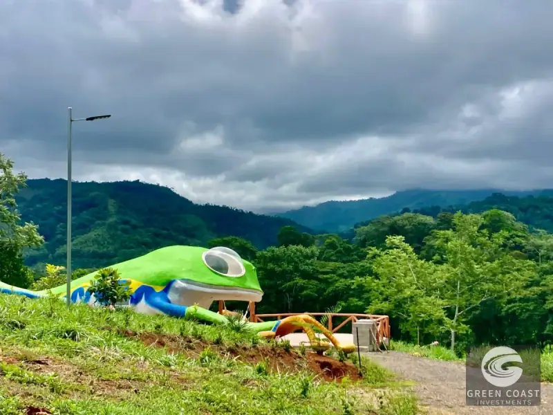 Whimsical Frog-Shaped Studio on 4 Hectares with River Access and Mountain Views in Parrita — view 11, Parrita, Parrita, Costa Rica