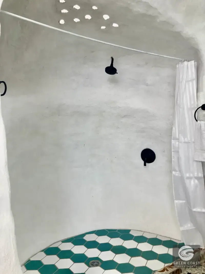 Whimsical Frog-Shaped Studio on 4 Hectares with River Access and Mountain Views in Parrita — view 17, Parrita, Parrita, Costa Rica