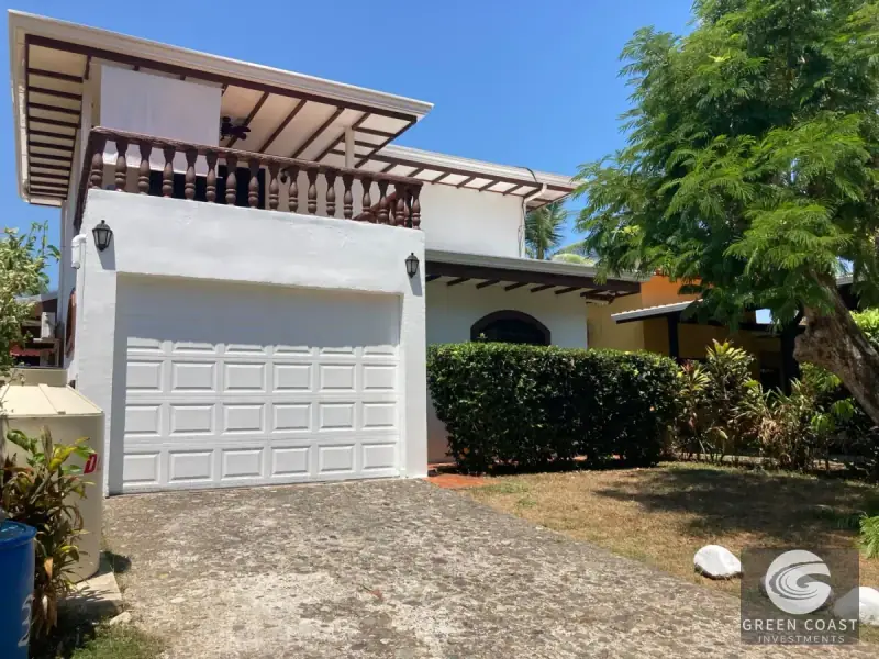 Furnished 3BR Coastal Villa with Rooftop Terrace Near Playa Bejuco — view 1, Parrita, Parrita, Costa Rica