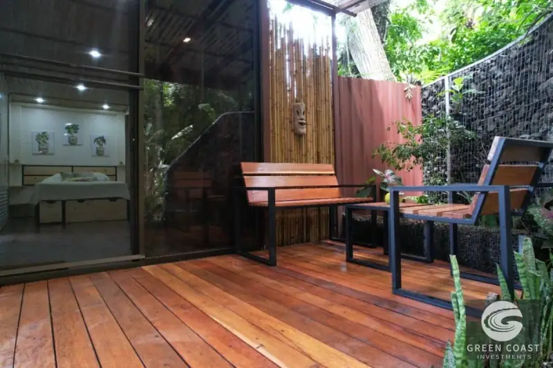 Eco-Chic Boutique Hotel in Atenas: 6 Unique Container Suites & Bus Suite on Lush 1,850m² Lot — view 15, Concepción, Atenas, Costa Rica