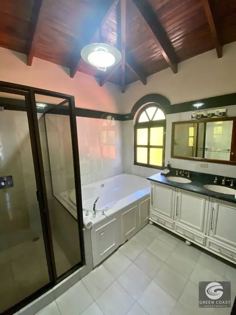 Palo Seco Beachfront Estate: 5-Bed Mediterranean Villa with Pool & Guest House — view 9, Parrita, Parrita, Costa Rica