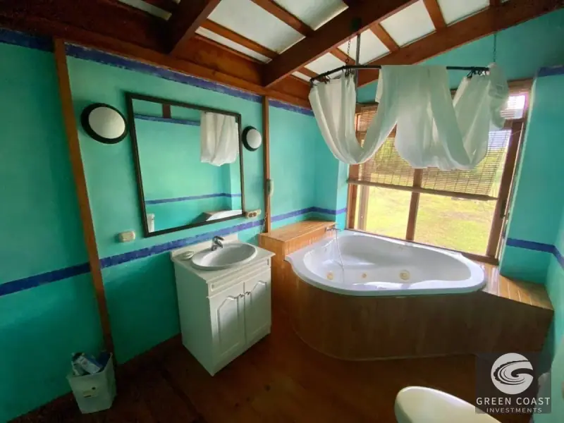 3-Bed Jungle Compound on 3.8-Hectare Mango Farm with Panoramic Mountain Views — view 4, San Juan de Mata, Turrubares, Costa Rica