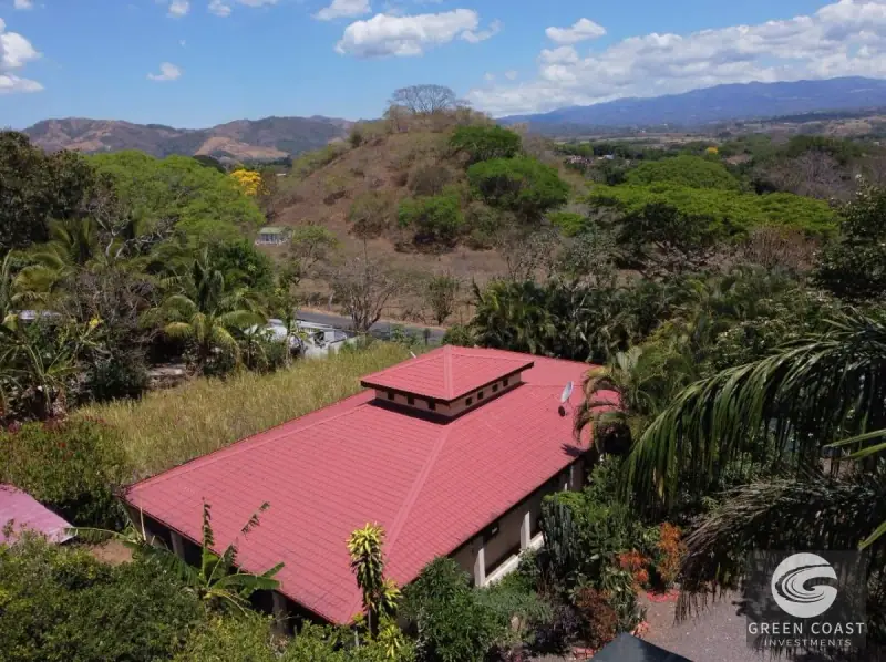 Prime Atenas Multi-Lot Estate: 3-Bed Home with Pool & Endless Development Potential — view 2, Atenas, Atenas, Costa Rica