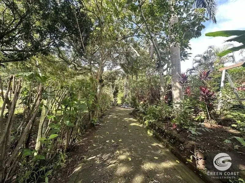 Prime Atenas Multi-Lot Estate: 3-Bed Home with Pool & Endless Development Potential — view 3, Atenas, Atenas, Costa Rica
