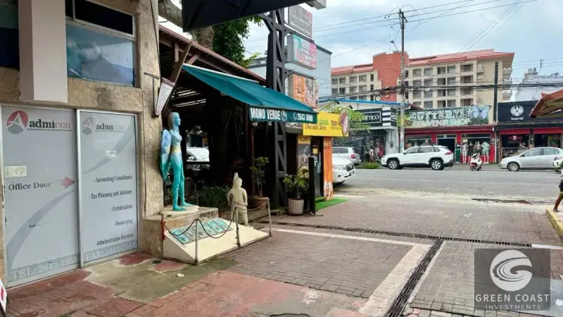 Prime Jaco Mixed-Use Commercial Center: 15 Shops, 7 Apartments & House with High Yield Potential — view 6, Jacó, Garabito, Costa Rica