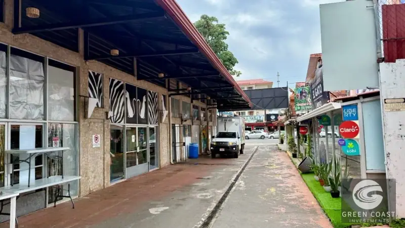 Prime Jaco Mixed-Use Commercial Center: 15 Shops, 7 Apartments & House with High Yield Potential — view 8, Jacó, Garabito, Costa Rica