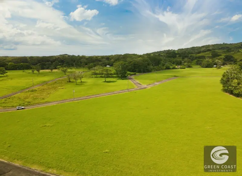Prime 1.25-Acre Mountain View Lot in Gated Community Near Playa Hermosa — view 1, Jacó, Garabito, Costa Rica