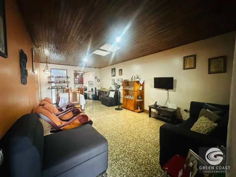 Prime Esparza Downtown Home with Rental Apartment & Commercial Potential — view 2, Espíritu Santo, Esparza, Costa Rica