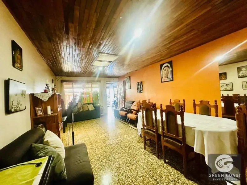 Prime Esparza Downtown Home with Rental Apartment & Commercial Potential — view 4, Espíritu Santo, Esparza, Costa Rica
