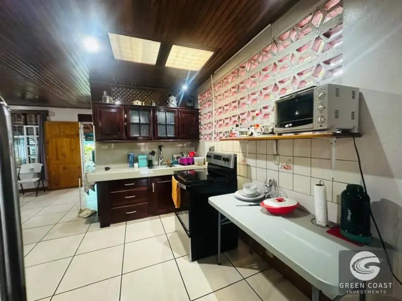 Prime Esparza Downtown Home with Rental Apartment & Commercial Potential — view 5, Espíritu Santo, Esparza, Costa Rica