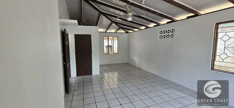 Modern Concrete Home on Spacious Lot Near Playa Linda | Prime Investment in Hatillo — view 9, Dominical, Costa Rica