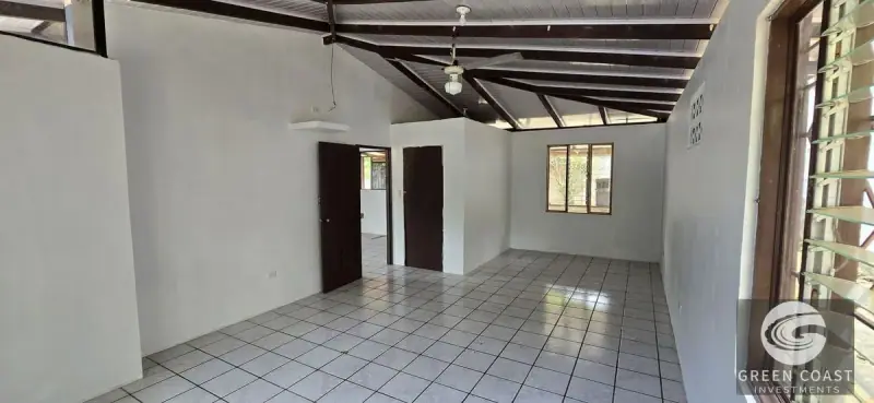 Modern Concrete Home on Spacious Lot Near Playa Linda | Prime Investment in Hatillo — view 10, Dominical, Costa Rica