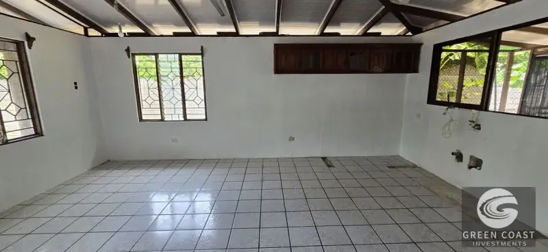 Modern Concrete Home on Spacious Lot Near Playa Linda | Prime Investment in Hatillo — view 13, Dominical, Costa Rica