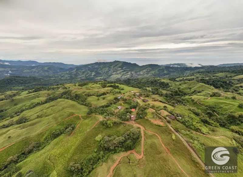 Spacious 2.8-Acre Country Estate with Rustic Home and Mountain Views in Peaceful Villa Bonita — view 8, Pérez Zeledón / San Isidro, Costa Rica