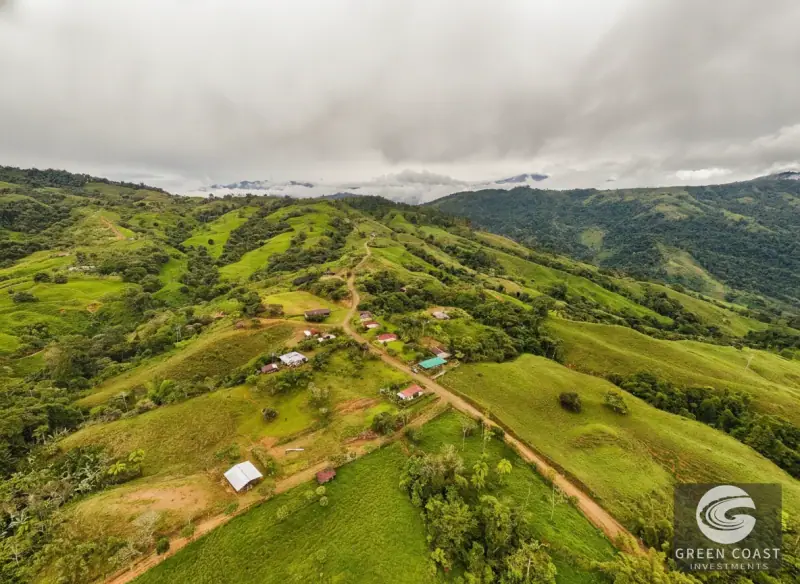 Spacious 2.8-Acre Country Estate with Rustic Home and Mountain Views in Peaceful Villa Bonita — view 10, Pérez Zeledón / San Isidro, Costa Rica
