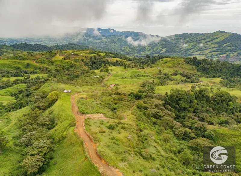 Spacious 2.8-Acre Country Estate with Rustic Home and Mountain Views in Peaceful Villa Bonita — view 15, Pérez Zeledón / San Isidro, Costa Rica