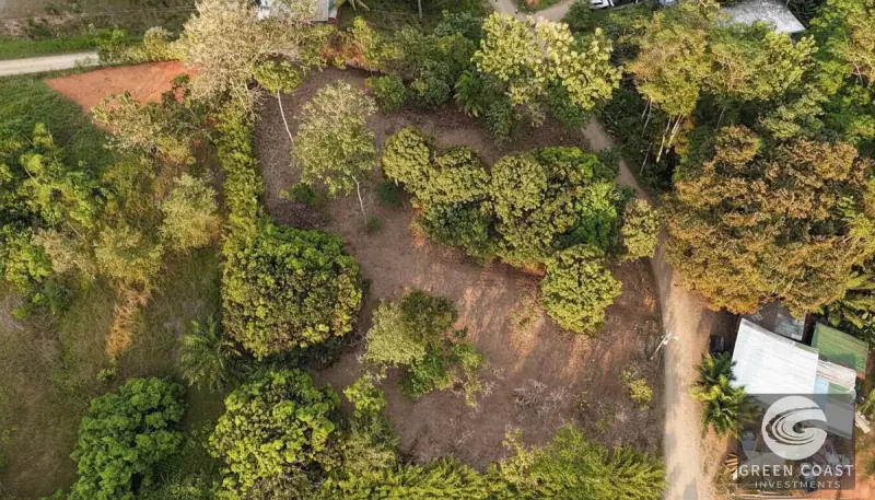 Prime Triple Lot Estate in Uvita: Walk to Waterfalls & Dining with Luxury Development Potential — view 12, Uvita, Osa, Costa Rica