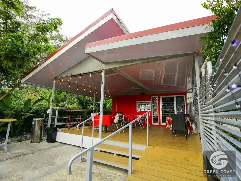 Income-Generating Commercial Estate with Restaurant, Home & Ocean-View Expansion Potential near Dominical — view 5, Dominical, Costa Rica