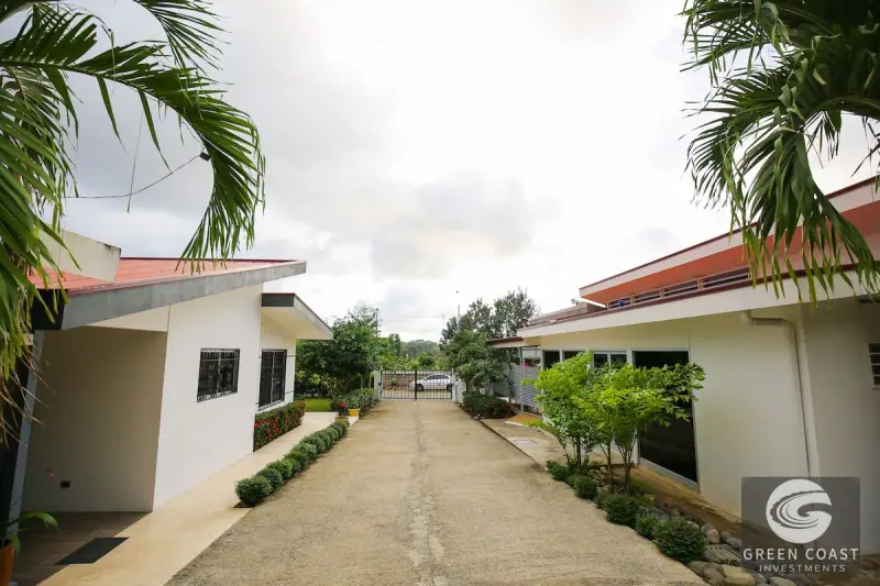 Income-Generating Commercial Estate with Restaurant, Home & Ocean-View Expansion Potential near Dominical — view 50, Dominical, Costa Rica