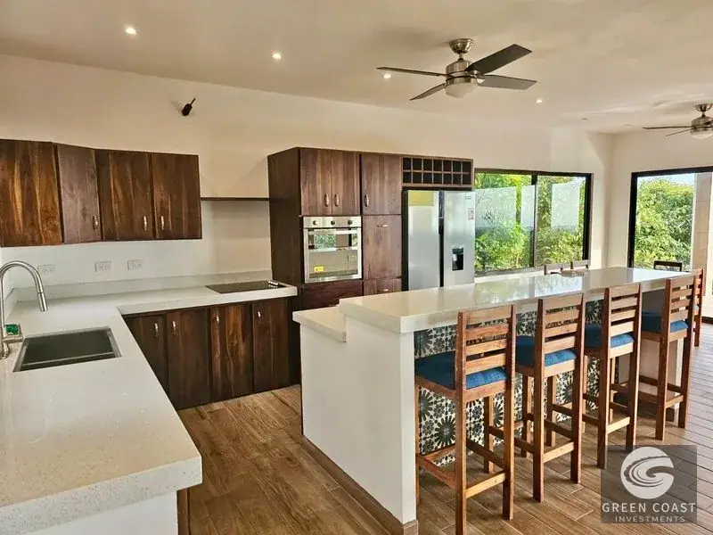 Modern 4BR Ocean-View Villa Above Bejuco Beach with Infinity Pool — view 10, Parrita, Costa Rica