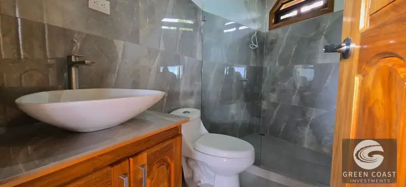 Luxury Exotic Hardwood Villa with Panoramic Mountain Views and Natural Creek Pool in Tinamastes — view 49, Dominical, Costa Rica