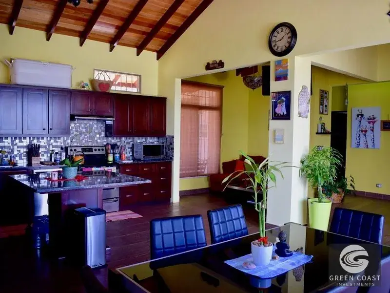 Modern Ridge-Top Villa with Panoramic Valley Views, Pool, and Fruit Orchards in Perez Zeledon — view 4, Perez Zeledon, Costa Rica